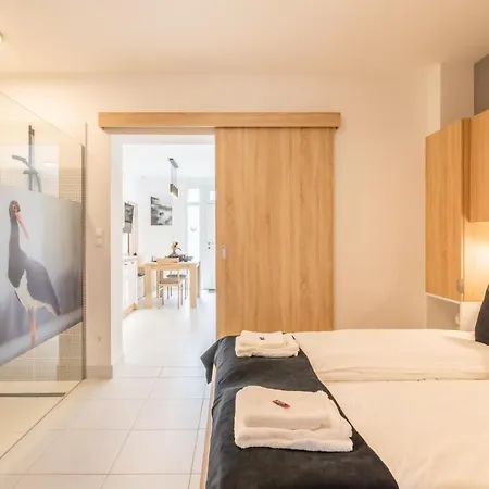 Jegmadar & Fekete Golya Apartmanok Mosonmagyarovar Exterior photo